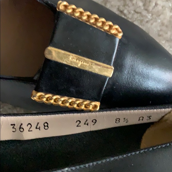 Salvatore Ferragamo Low Heels - Picture 4 of 6